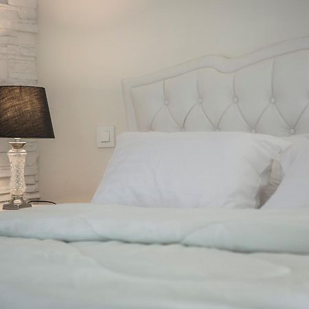 Suites Minetos Vlachata Rum bild