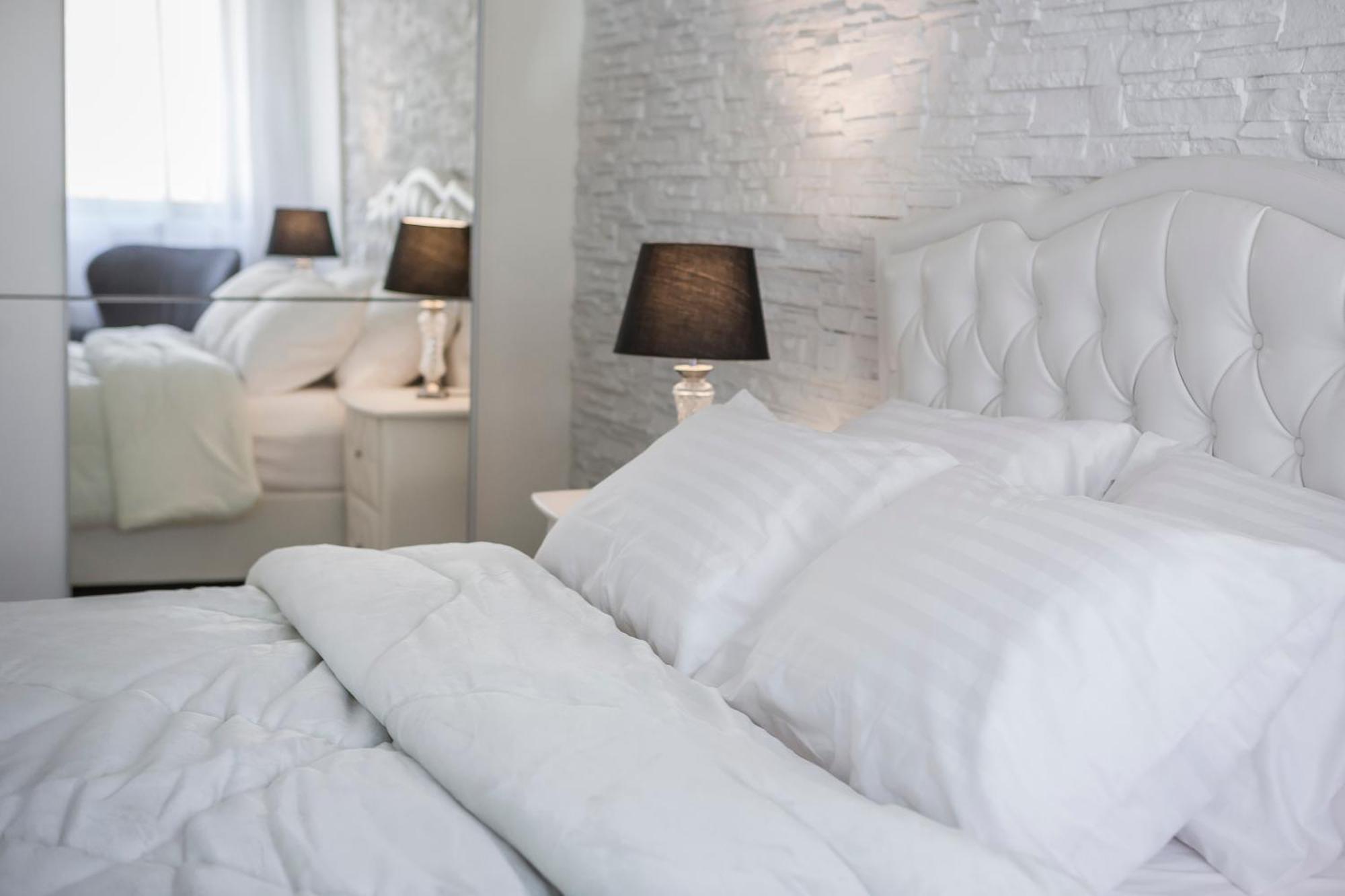 Suites Minetos Vlachata Rum bild
