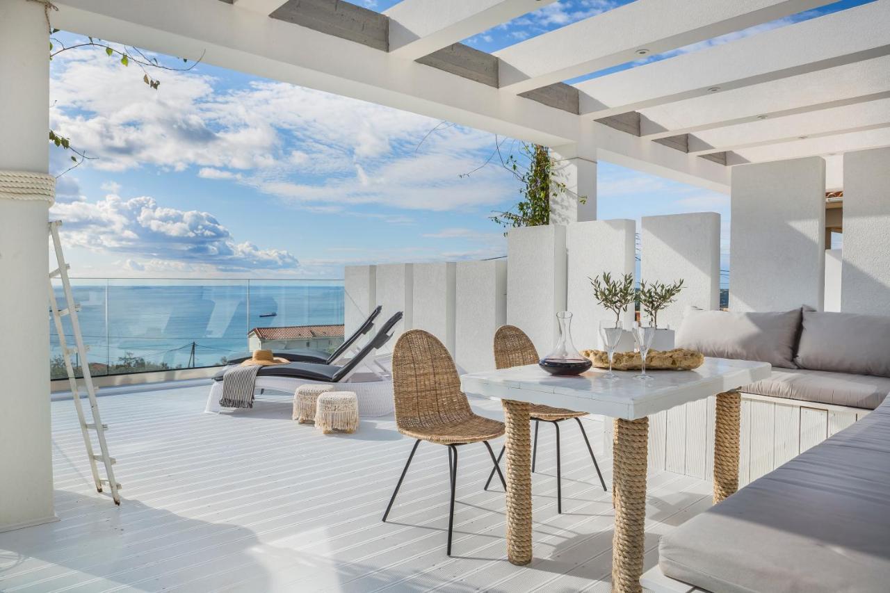 Suites Minetos Vlachata Exteriör bild